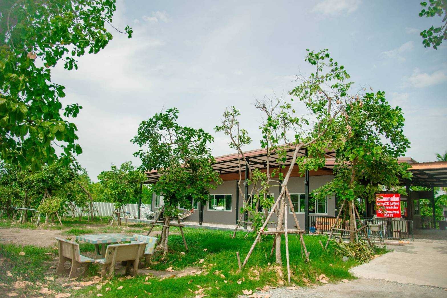 รับดูแลผู้สูงอายุผู้ป่วยบ้านธันยาภัทร์ - ให้เราดูแลคนที่คุณรักเพื่อตอบแทนบุญคุณ ท่านเลือกเราสิครับ บ้านธันยาภัทร์ วีอาร์โฮมแคร์ คุณจะไม่เสียใจเลือกเรา
