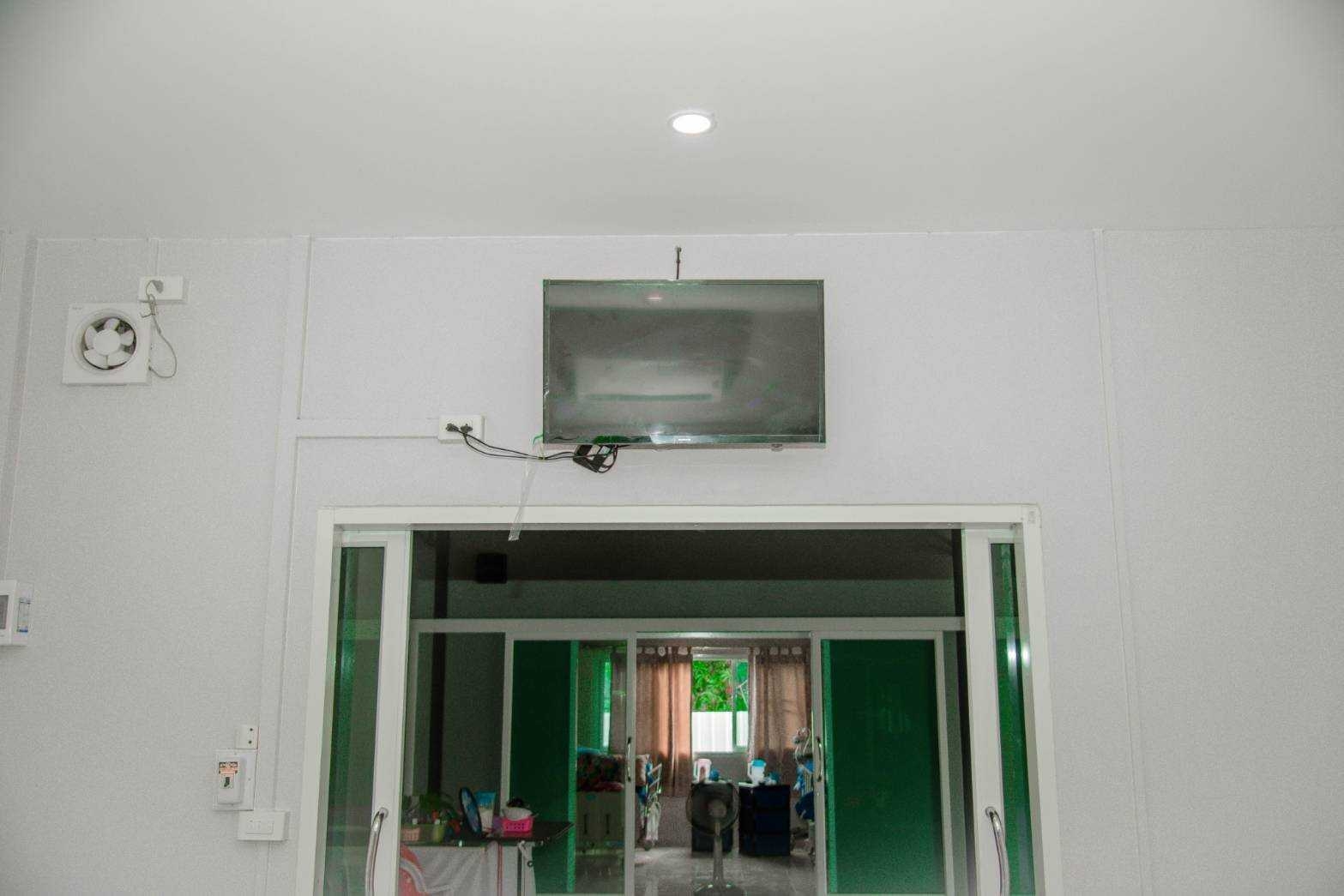 24 - ห้องพิเศษเดี่ยว - รับดูแลผู้สูงอายุผู้ป่วยบ้านธันยาภัทร์ - ให้เราดูแลคนที่คุณรักเพื่อตอบแทนบุญคุณ ท่านเลือกเราสิครับ บ้านธันยาภัทร์ วีอาร์โฮมแคร์ คุณจะไม่เสียใจเลือกเรา
