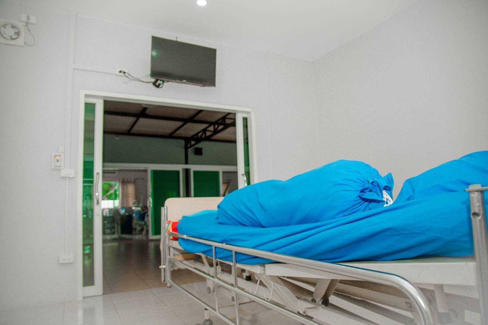 25 - ห้องพิเศษเดี่ยว - รับดูแลผู้สูงอายุผู้ป่วยบ้านธันยาภัทร์ - ให้เราดูแลคนที่คุณรักเพื่อตอบแทนบุญคุณ ท่านเลือกเราสิครับ บ้านธันยาภัทร์ วีอาร์โฮมแคร์ คุณจะไม่เสียใจเลือกเรา
