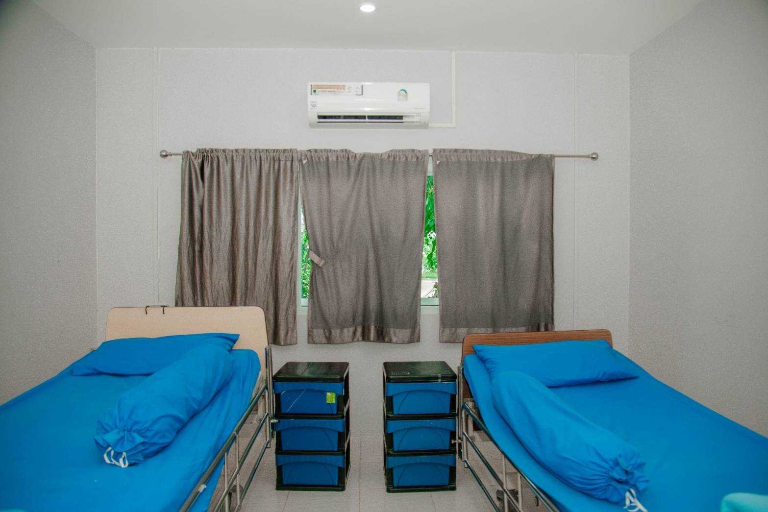 6 - ห้องพิเศษเตียงคู่ - รับดูแลผู้สูงอายุผู้ป่วยบ้านธันยาภัทร์ - ให้เราดูแลคนที่คุณรักเพื่อตอบแทนบุญคุณ ท่านเลือกเราสิครับ บ้านธันยาภัทร์ วีอาร์โฮมแคร์ คุณจะไม่เสียใจเลือกเรา