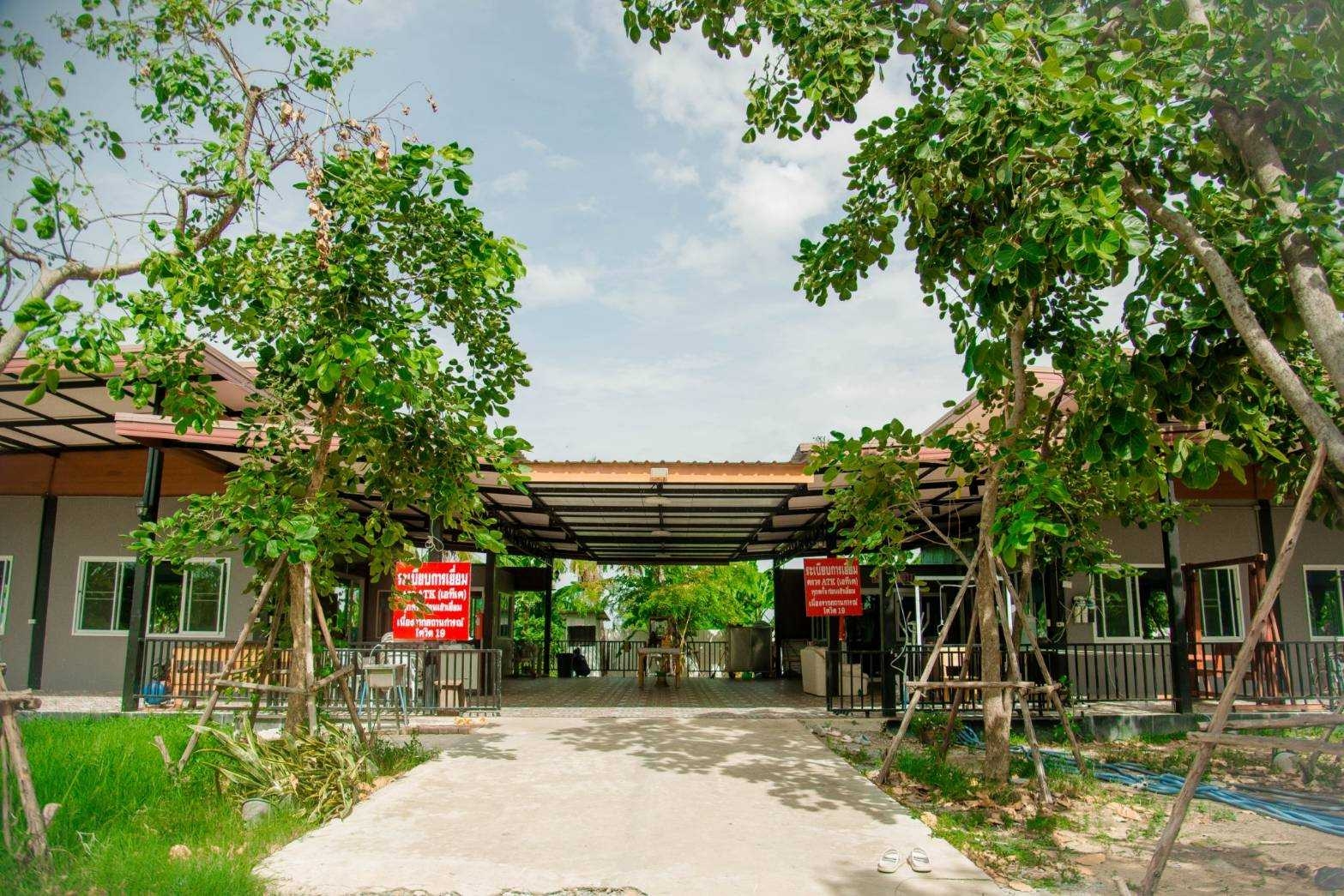 รับดูแลผู้สูงอายุผู้ป่วยบ้านธันยาภัทร์ - ให้เราดูแลคนที่คุณรักเพื่อตอบแทนบุญคุณ ท่านเลือกเราสิครับ บ้านธันยาภัทร์ วีอาร์โฮมแคร์ คุณจะไม่เสียใจเลือกเรา